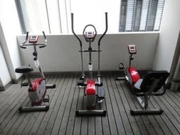 休閑健身廣場煥新顏 器械升級引領(lǐng)健康新風(fēng)尚